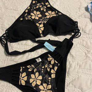 Cupshe Bikini Size XL New with Tags